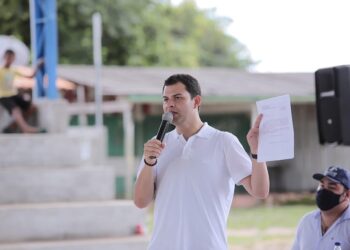 Deputado Saullo Vianna anuncia melhorias para Nhamundá e Parintins
