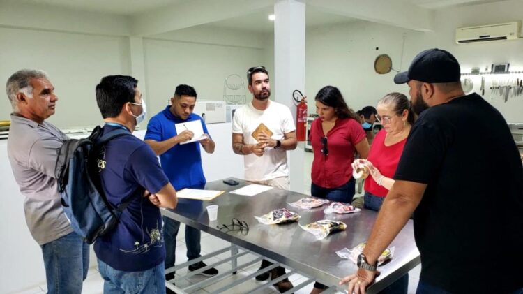 Charcutaria atende critérios do Selo Arte para comercializar produtos 100% parintinense ao Brasil