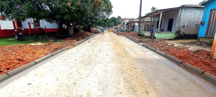 Prefeitura de Alvarães economiza e adquire motocicletas para Guarda Municipal e prossegue com melhorias na Estrada Alvarães-Nogueira