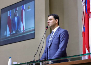 Saullo Vianna lamenta decisão do DNIT de interditar porto de Parintins na semana do festival