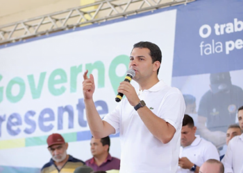 Homenageado, Saullo Vianna participa da entrega de ações do governo em Manaquiri e Careiro Castanho