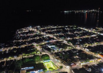 Ilumina+ Amazonas: moradores de Nhamundá aprovam luminárias de LED instaladas na cidade