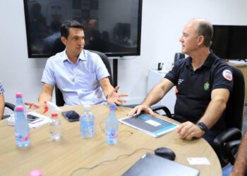 Sidney Leite reúne com SSP-AM para falar sobre o narcotráfico e pirataria na fronteira
