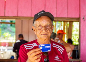 Famílias de comunidades afetadas pela cheia em presidente Figueiredo recebem Auxilio Enchente