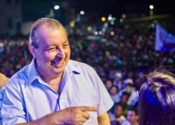 Campanha do Senador Omar dispara e multidão confirma apoio em Coari