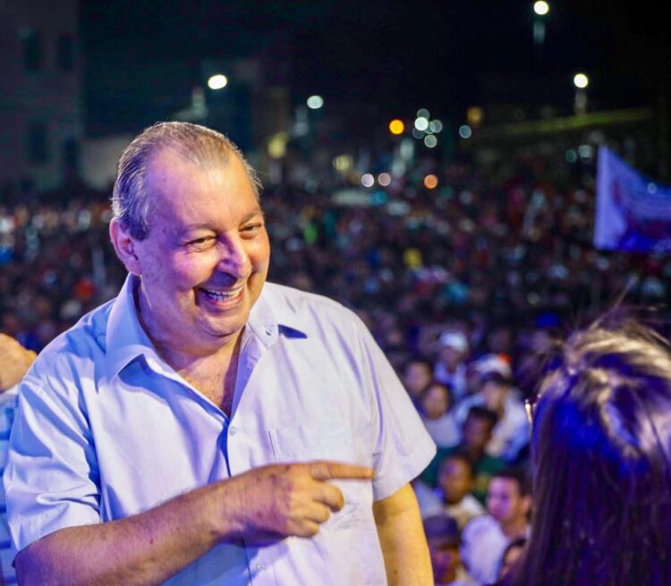 Campanha do Senador Omar dispara e multidão confirma apoio em Coari