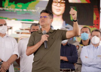 Prefeito David Almeida aumenta em 107% salário dos conselheiros tutelares de Manaus