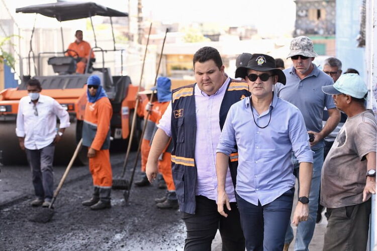 Prefeito David Almeida destaca avanço do programa ‘Asfalta Manaus’ em todas as zonas da capital