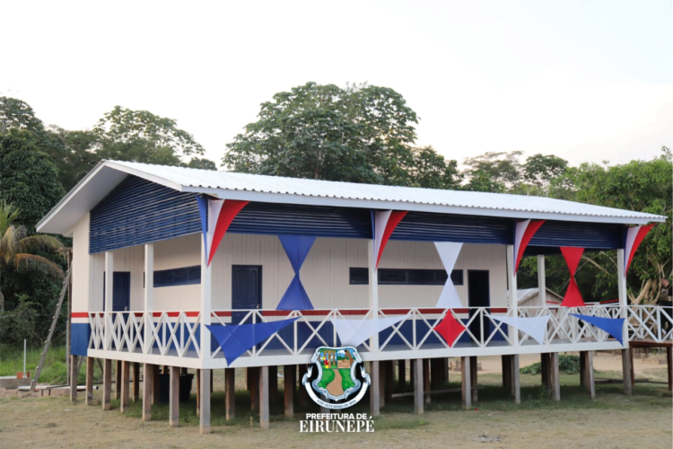 Prefeitura de Eirunepé inaugura escolas na zona rural