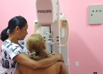 Outubro Rosa em Parintins alerta necessidade de prevenção ao Câncer de Mama e Colo do Útero