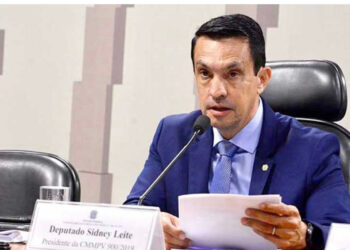 Sidney Leite denuncia reajuste no valor do gás, no mesmo dia que Grupo Atem assume a refinaria