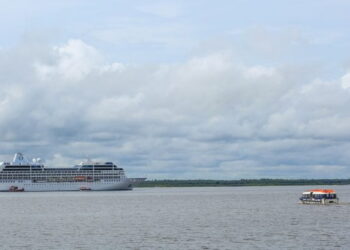 Navio com 1,2 mil turistas abre a ‘Temporada de Cruzeiros 2022/2023’ em Manaus