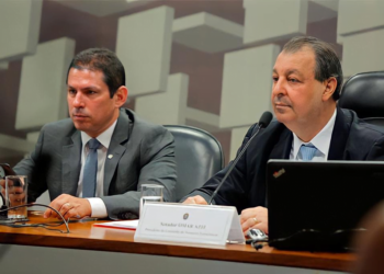 Senador Omar aceita convite para GT de Segurança Pública na transição do governo Lula