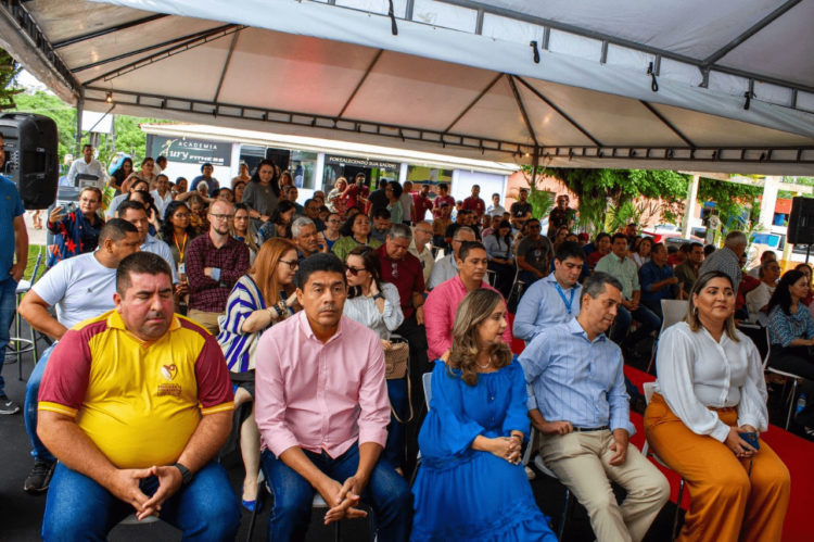 Lançada pedra fundamental do escritório regional do Sebrae Amazonas em Presidente Figueiredo