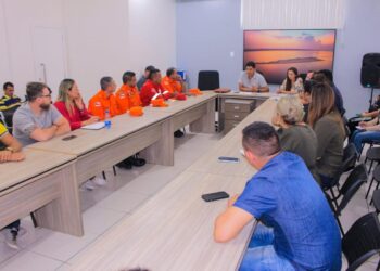 Com sorteio de duas motos, Prefeitura de Parintins promove Réveillon 2023 na Praça dos Bois