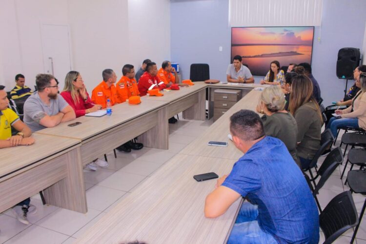 Com sorteio de duas motos, Prefeitura de Parintins promove Réveillon 2023 na Praça dos Bois