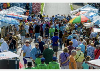 Temporada de navios movimenta o turismo e aquece a economia parintinense