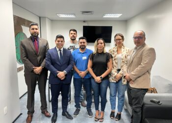 Deputado Mário César Filho pede “abono uniforme”para servidores da polícia civil do AM