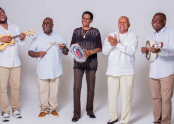 Grupo Fundo de Quintal será a atração principal do Carnachoeira 2023