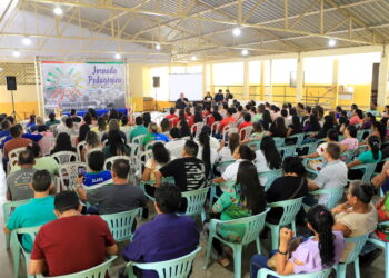 Professores da rede municipal de ensino participam de Jornada Pedagógica em Maués