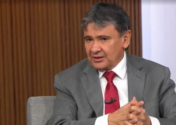 Ministro diz que 1,5 milhão de beneficiários serão excluídos do Bolsa Família em março