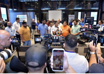 Prefeito de Manaus lança programa ‘Empreende Manaus’ e anuncia investimentos em clubes e associações de mães da capital