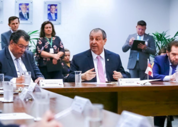 Aclamado coordenador da Bancada, Senador Omar anuncia que vai solicitar que técnicos da Sefaz-AM participem da proposta de Reforma Tributária