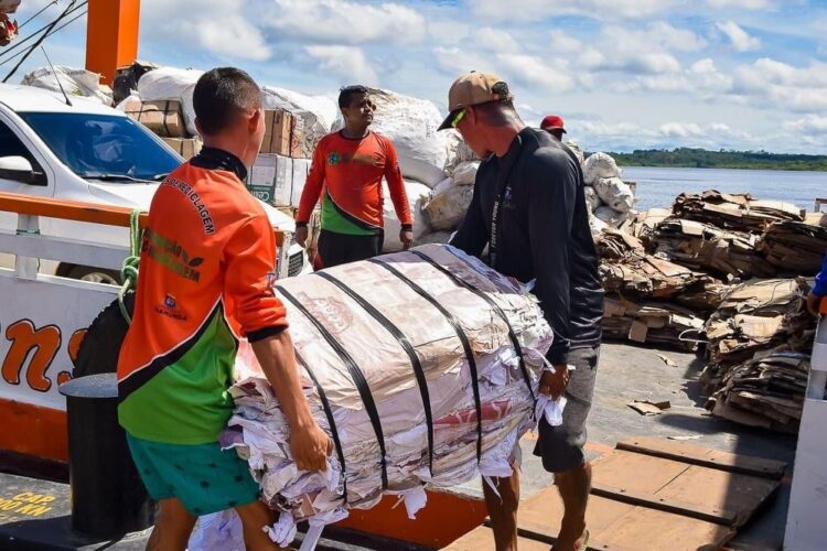 Em um ano, programa “Coleta Seletiva” recicla mais de 100 toneladas de resíduos sólidos em Nhamundá