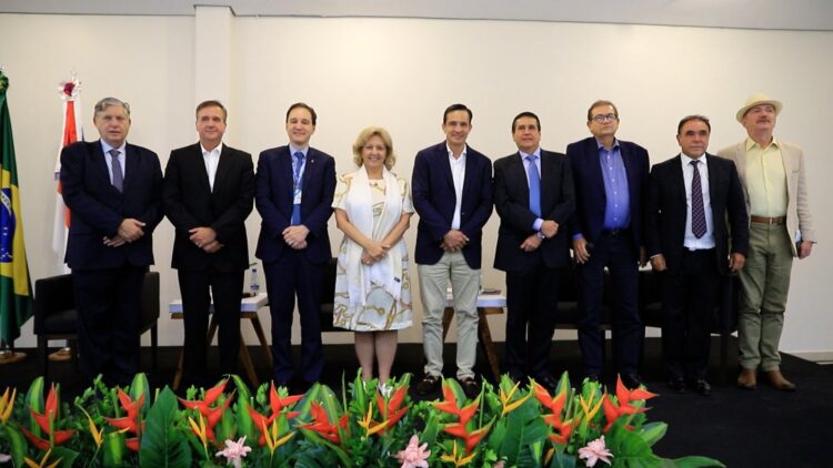 Sidney Leite encerra participação no Fórum da Indústria Construção Civil, e destaca impacto da RT no setor