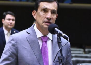 Sidney Leite propõe PL para amortecer o valor do gás de cozinha