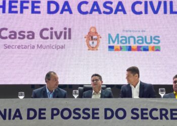 Prefeito agradece Senador Omar por articulação para a construção de 5 mil casas em Manaus