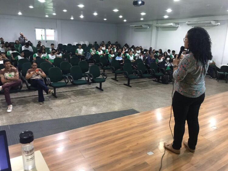 Palestras no IFAM PARINTINS abrem Semana Municipal  do Uso e Conservação do Solo