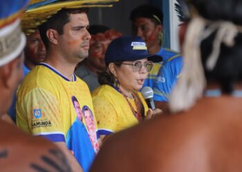 Marina Pandolfo inaugura escola e participa de festejos do Dia da Povos Indígenas na Aldeia Riozinho no Alto Nhamundá