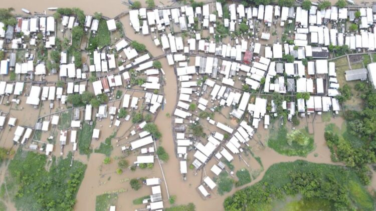 ENCHENTE 2023: Eirunepé atinge cota de emergência