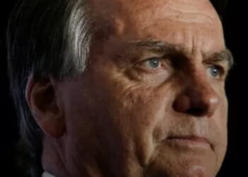 TSE condena Bolsonaro e o declara inelegível por oito anos