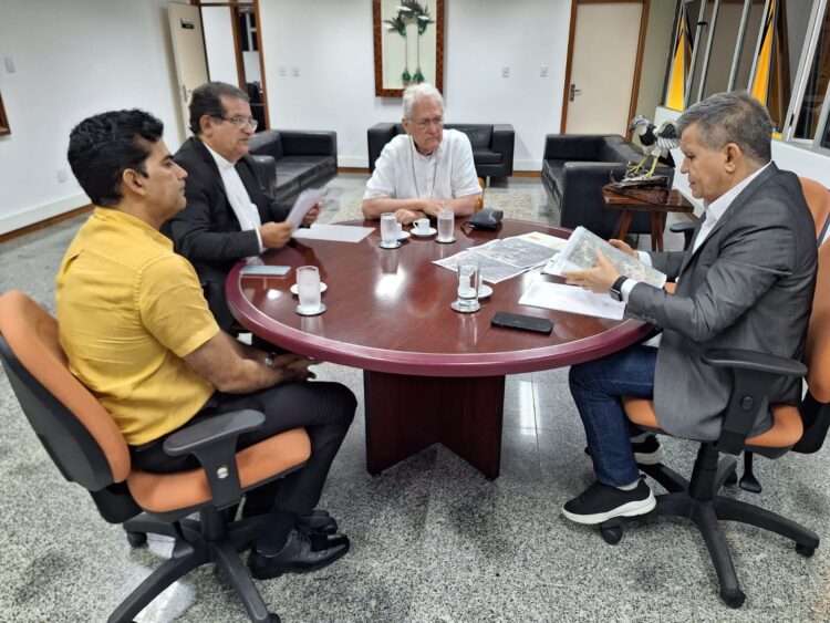 Protocolo para regularização fundiária no DAS é alinhado entre Suframa e Arquidiocese de Manaus