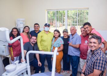 Prefeita Patrícia Lopes faz entregas de UBS, pontes e fardamento para moradores de assentamentos