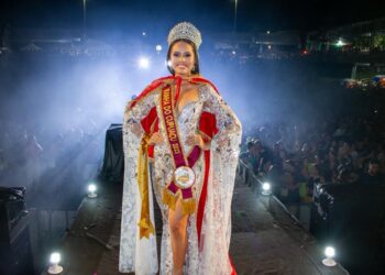 Ester Moraes, representante da Cachoeira Iracema, é eleita Rainha do Cupuaçu 2023