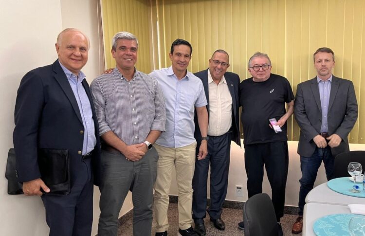 Sidney Leite participa de 116ª reunião do conselho Cieam