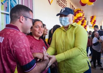 Patrícia Lopes concede progressões e promoções para 932 servidores municipais de Presidente Figueiredo