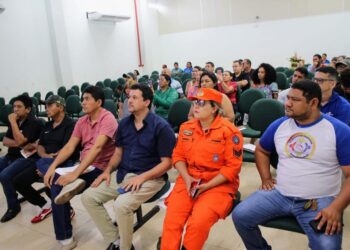 Em reunião de integração, prefeitura de Presidente Figueiredo começa a elaborar Plano de Marketing do Turismo