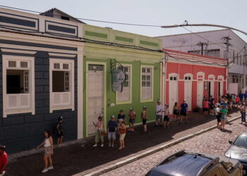 Prefeitura de Manaus movimenta área central com roteiro de educação patrimonial do ‘Nosso Centro’