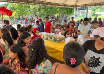 Prefeitura de Japurá faz ações de limpeza e cidadania nos bairros da cidade neste domingo