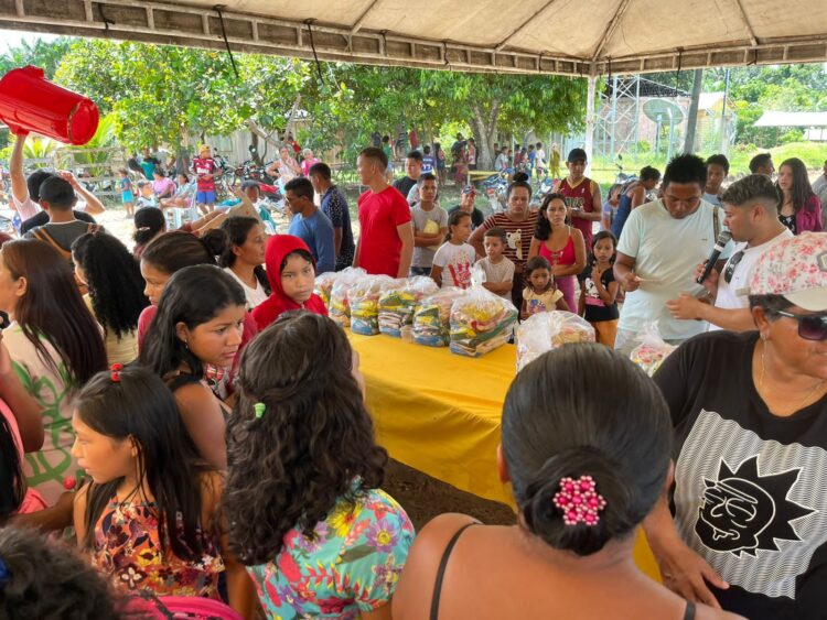 Prefeitura de Japurá faz ações de limpeza e cidadania nos bairros da cidade neste domingo
