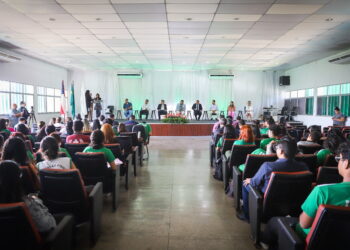 Ifam inaugura laboratório de Bioinovação e usina Fotovoltaica no campus Leste