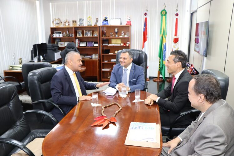 PGJ recebe visita institucional do Corregedor-Geral de Justiça do Amazonas e Superintendente da Polícia Federal no Amazonas