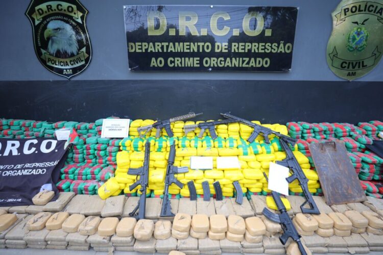 Durante apresentação da maior apreensão de cocaína da história do Amazonas, Wilson Lima destaca investimentos em Segurança Pública