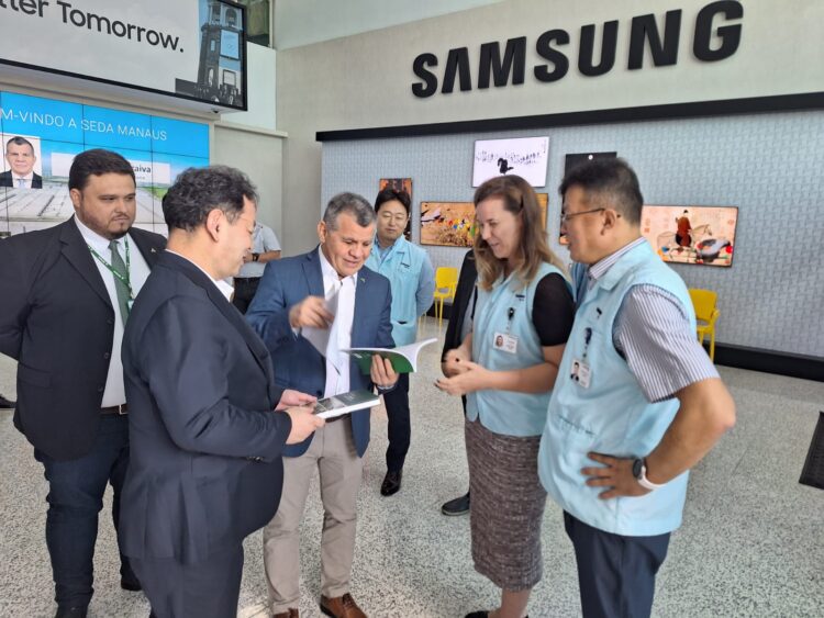 Suframa visita Samsung e discute garantias da ZFM e investimentos em PD&I