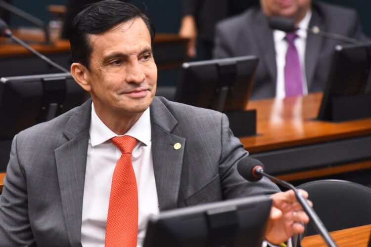 Deputado Federal Sidney Leite é indicado em 03 categorias no Prêmio Congresso em Foco