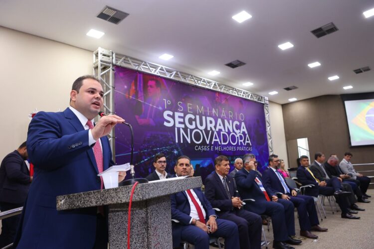 Presidente da Aleam, Roberto Cidade ressalta importância do debate sobre Segurança Pública durante ‘1º Seminário de Segurança Inovadora